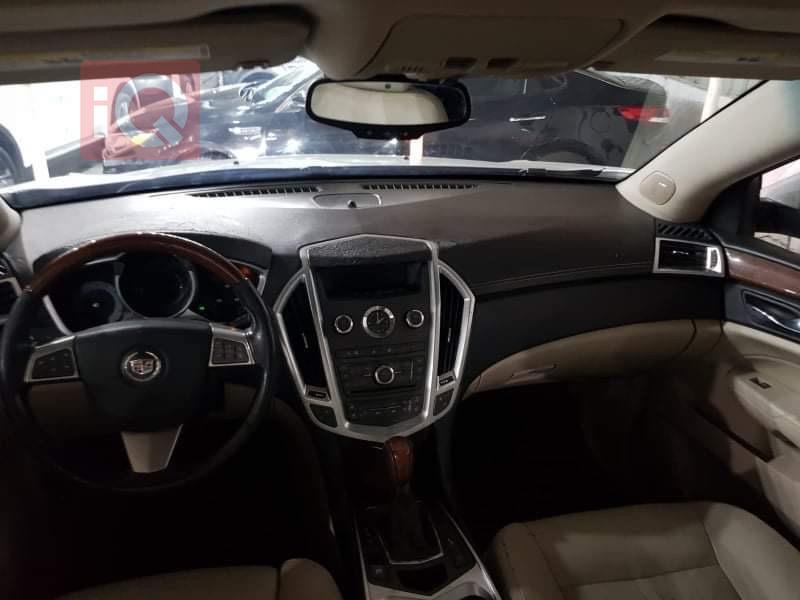 کادیلاک SRX